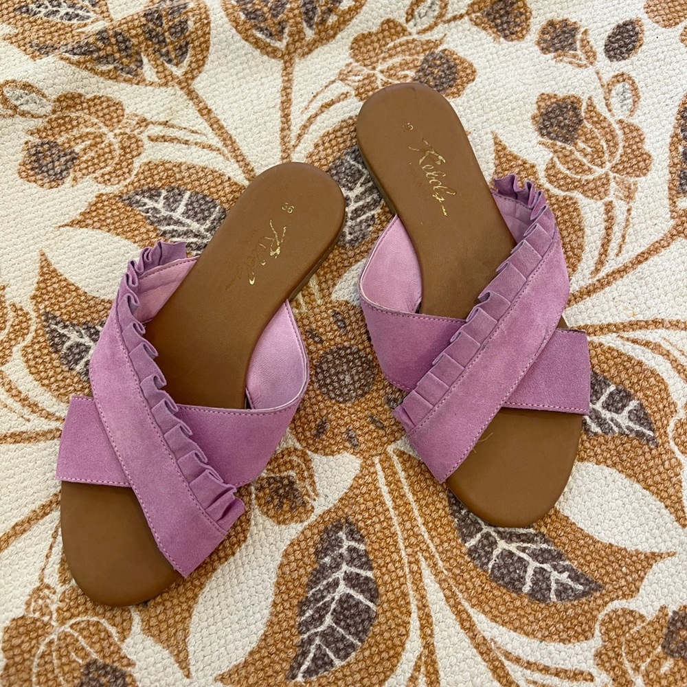 Rebels Purple Suede Ruffle Slide Sandals, size 36